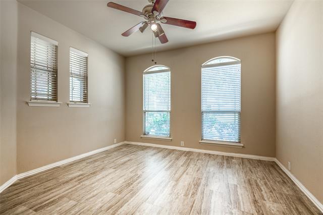 Building Photo - 707 Crestridge Cir