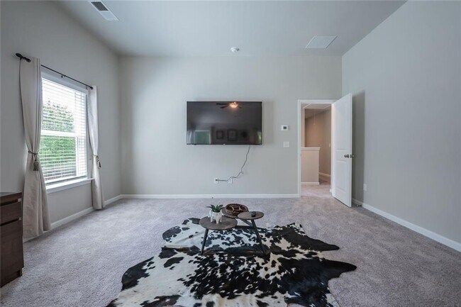 Building Photo - 454 Burgundy Terrace SE