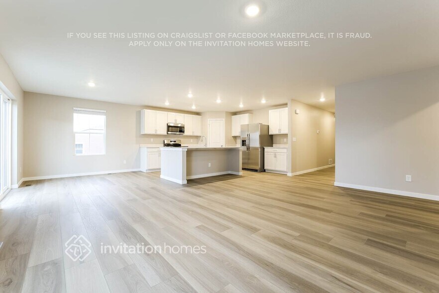 Building Photo - 22074 E 39th Ave