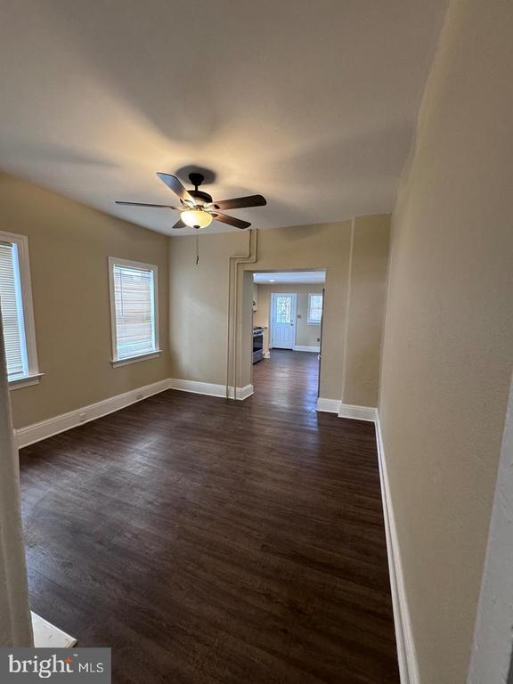 Building Photo - 222 W Union St