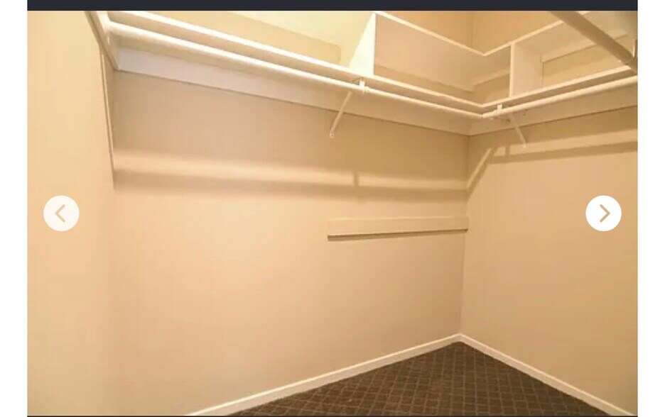 Building Photo - 837 Magnolia Ave