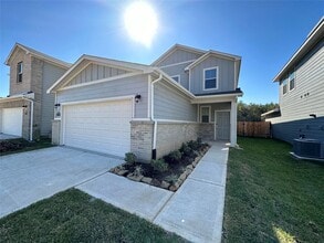 Building Photo - 16572 Moss Ln