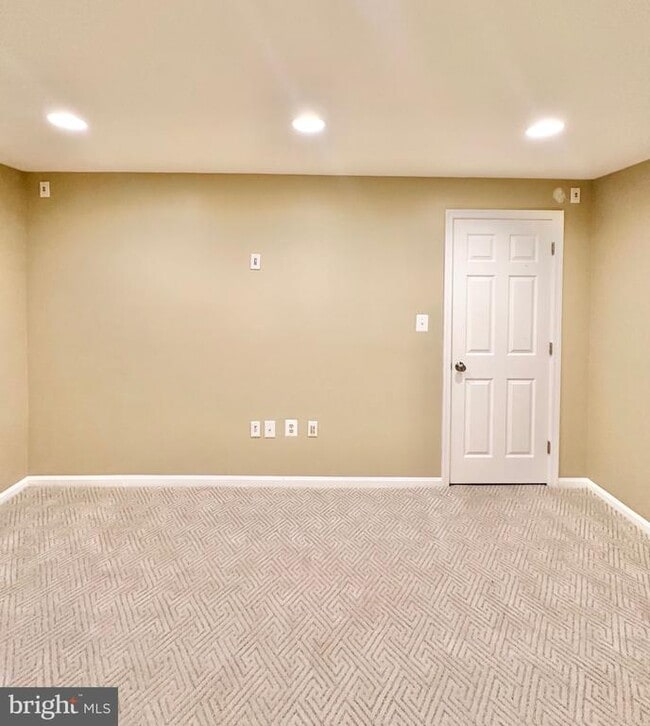 Building Photo - 12102 Snow Shoe Ct