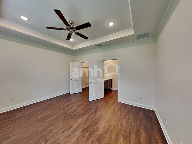 Building Photo - 507 Onate Cir