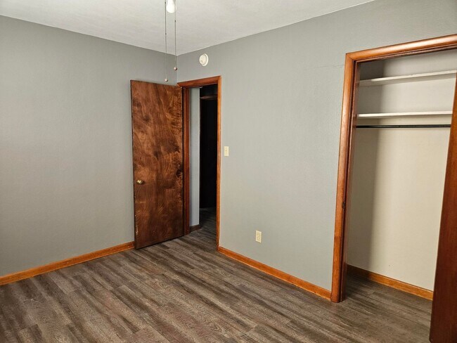 Building Photo - Single Family Rental Home - 3BR-1BA - New Haven MO 63068