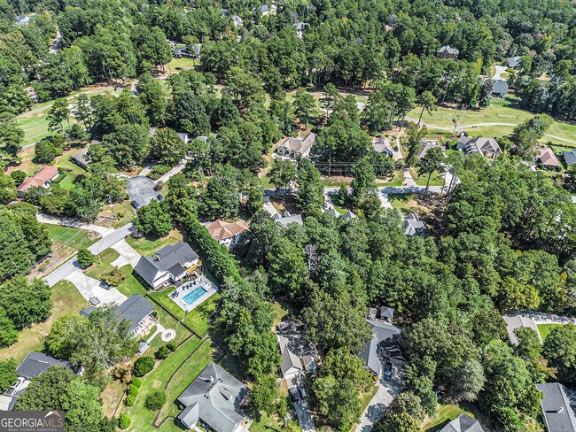 Building Photo - 4079 Essex Dr