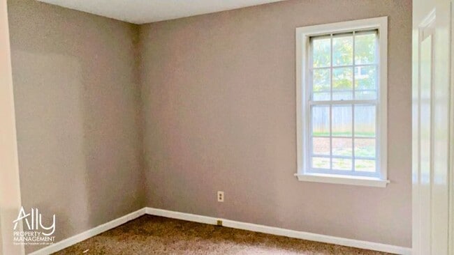 Building Photo - 2935 Lamkin Way