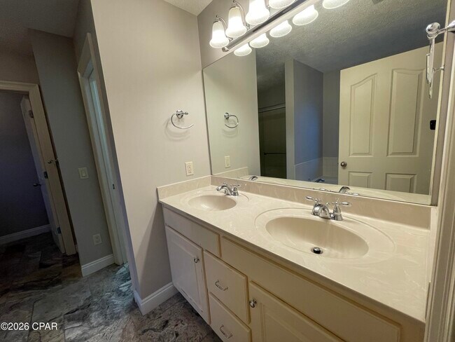 Building Photo - 2311 Camryns Crossing