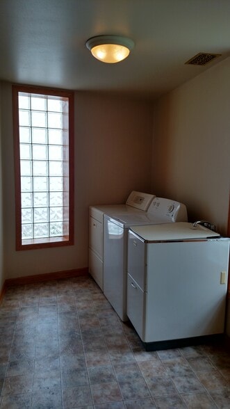 Laundry Room - N42W5926 Hamilton Rd