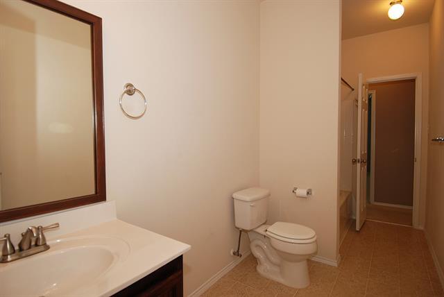 Building Photo - 9732 Kingsmill Dr