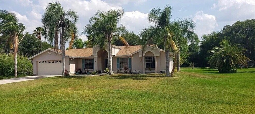 Building Photo - 1800 Evergreen Ct
