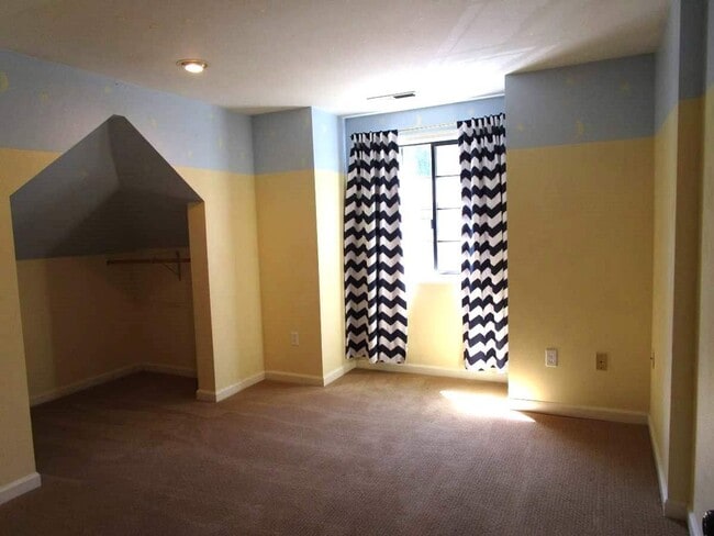 Building Photo - Charming 3 Bedroom Home in Gig Harbor