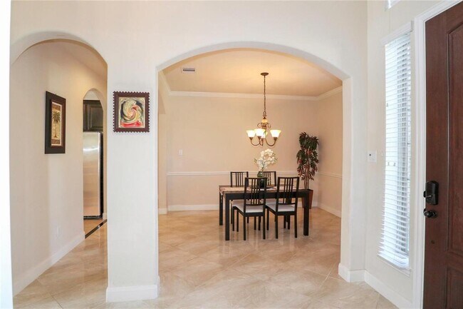 Building Photo - 10326 Hatcher Dr