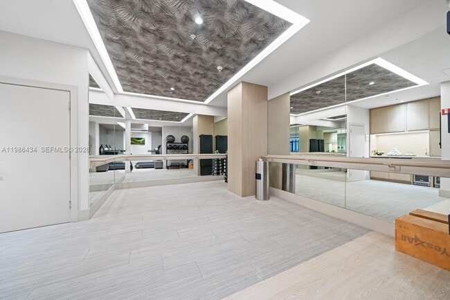 Building Photo - 3400 SW 27th Ave