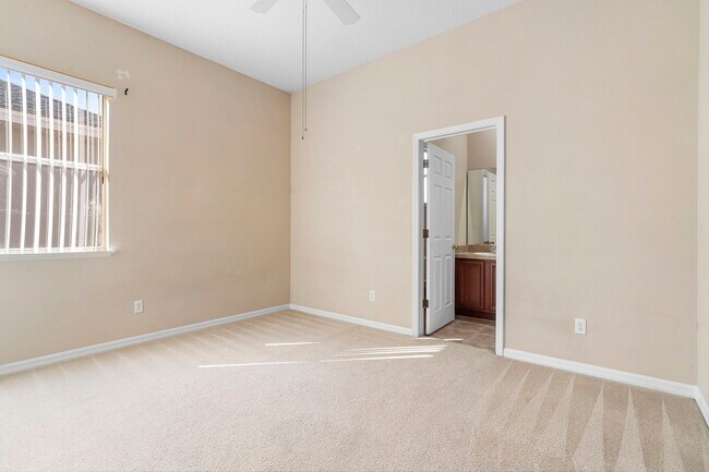 Building Photo - 2731 Sand Arbor Cir