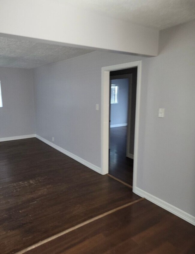 Building Photo - 6918 Irvington Blvd