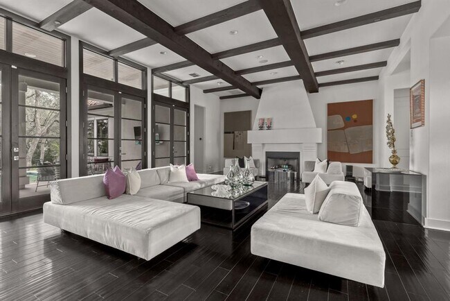 Building Photo - 4720 Rockcliff Rd