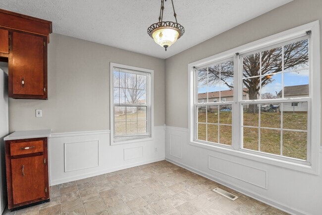 Building Photo - 3437 Kingfisher Dr