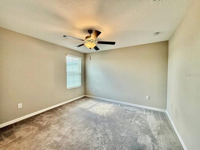 Building Photo - 1036 Royal Empress Dr