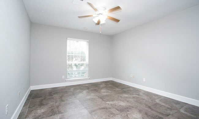 Building Photo - 17407 Autumn Trails Ln