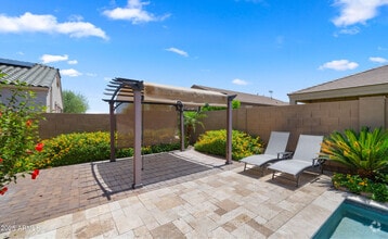 Building Photo - 9309 W Orange Dr