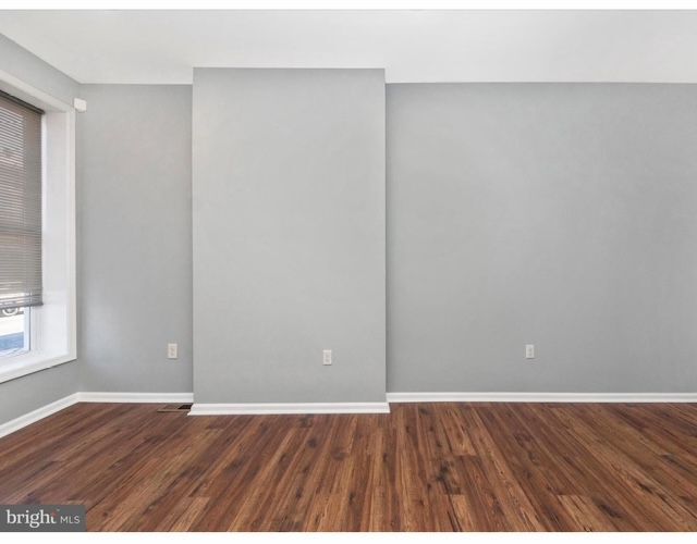 Building Photo - 420 N Collington Ave