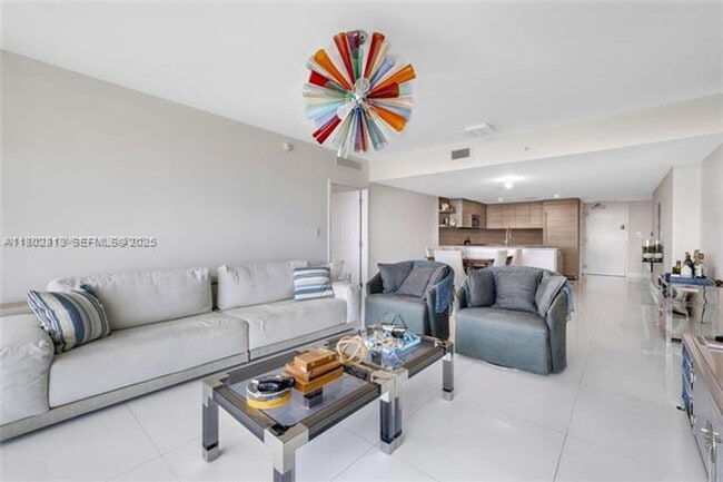 Building Photo - 400 Sunny Isles Blvd