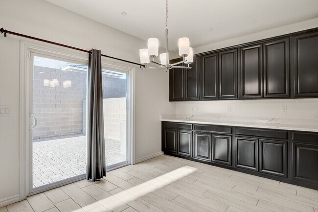 Building Photo - 4 Bedroom Townhouse in Tule Springs Coming Soon!