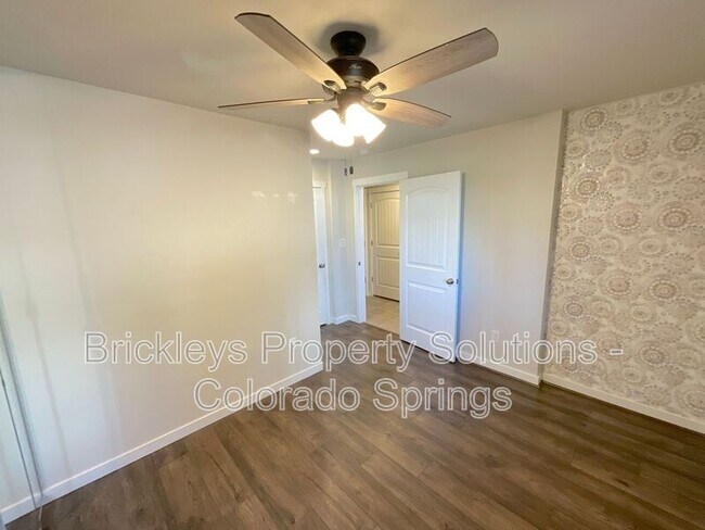 Building Photo - 7227 Berrybrook Ln