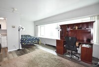 Building Photo - 555 E William St
