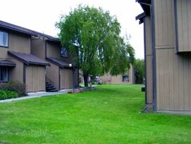 Primary Photo - Woodcreek Apartments