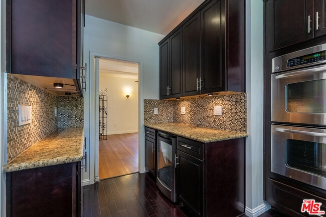 Building Photo - 329 N McCadden Pl
