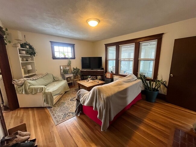 Building Photo - 52 Egerton Rd