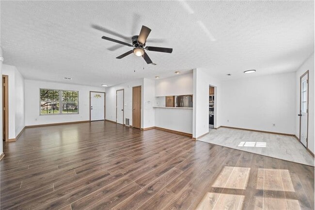 Building Photo - 1259 Caravel Dr