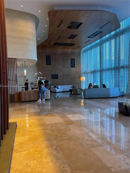 Building Photo - 50 Biscayne Blvd