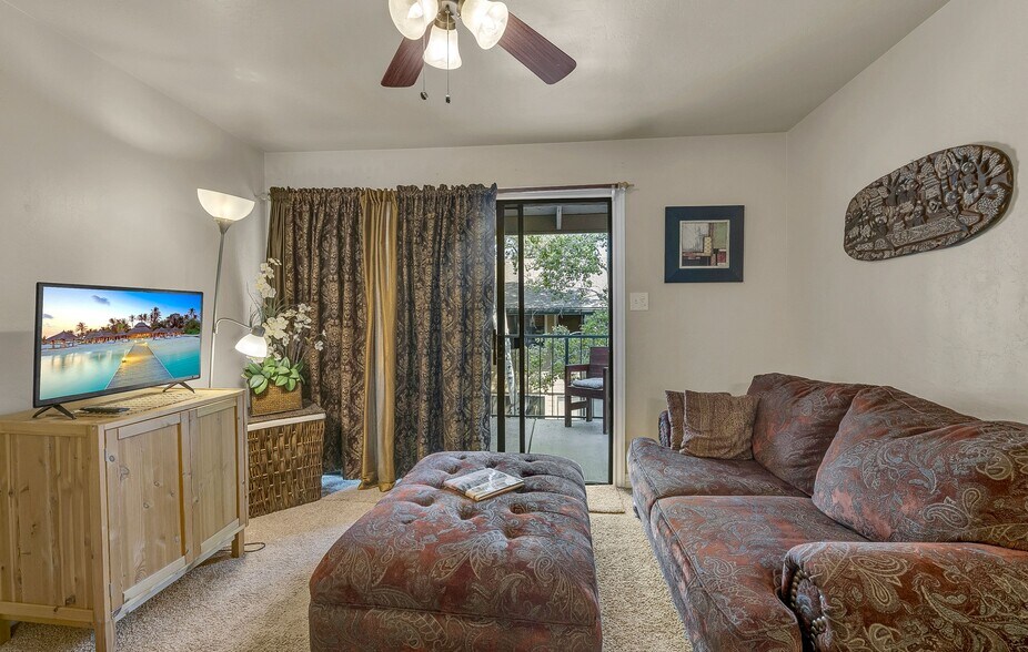 Building Photo - 3200 S Litzler Dr
