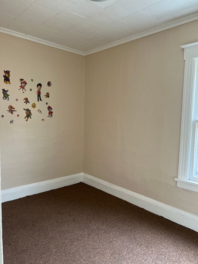 Building Photo - 64-66 Lincoln Ave