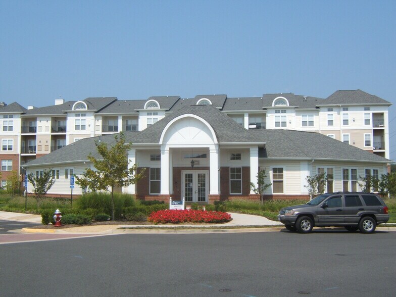 Building Photo - 3820 Lightfoot St