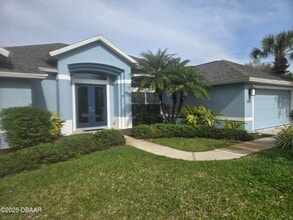 Building Photo - 1201 Hampstead Ln