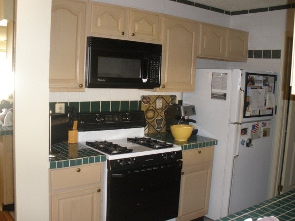Building Photo - 274 Matthews Drive