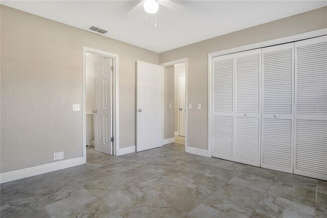 Building Photo - 5605 Struthers Ct