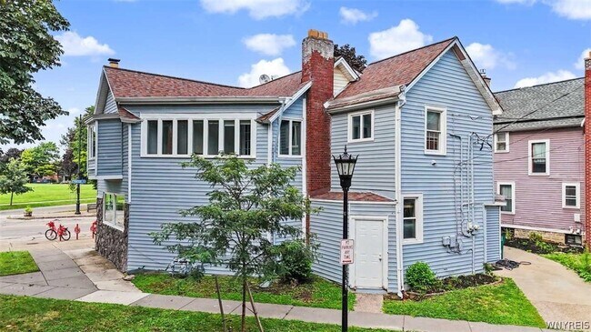 Building Photo - 485 Porter Ave