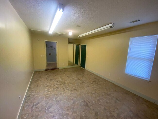 Building Photo - Rental In Rincon - Traditional Ranch