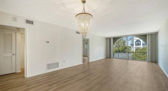 Building Photo - 301 S Gulfstream Ave