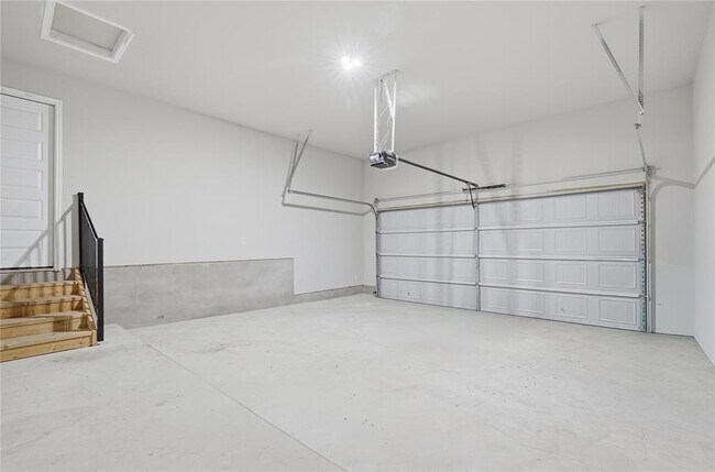 Building Photo - 126 Fairmeadow Downs Dr