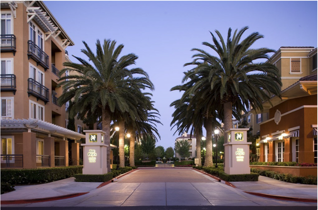 Building Photo - 65 Rio Robles E