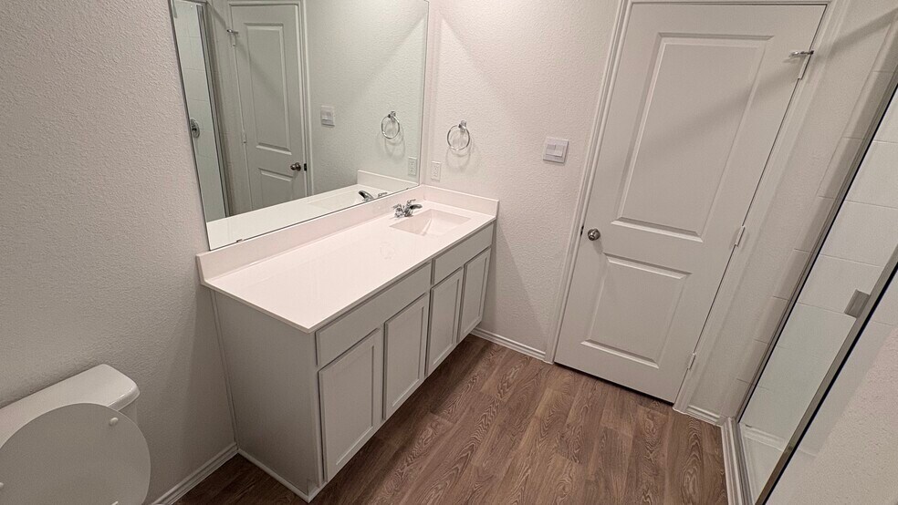 Building Photo - 316 Constanza Trl