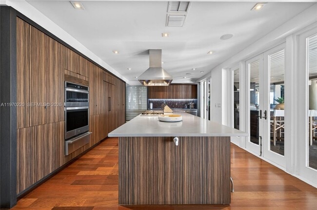 Building Photo - 14 W San Marino Dr