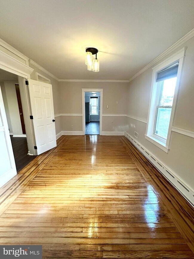 Building Photo - 144 Beech St