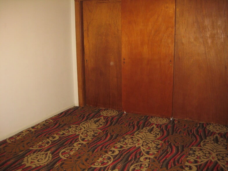 Bedroom No. 1 - 467 S Downey Rd